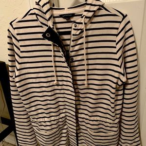 Land’s End striped navy and white jacket. Size S/P